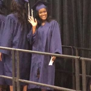 Meet your Posher, Alecia